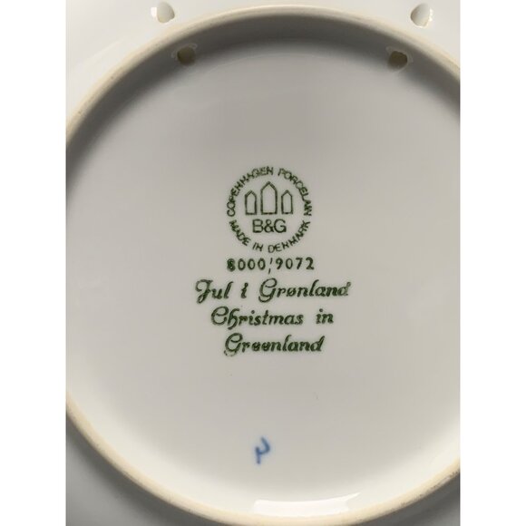 B&G Copenhagen Porcelain Christmas In Greenland Collector Plate 1972 Blue & Whit - Picture 4 of 7